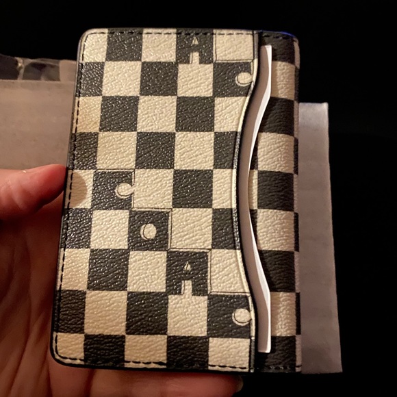 NWT Limited edition checkerboard Coach card wallet - Picture 2 of 7